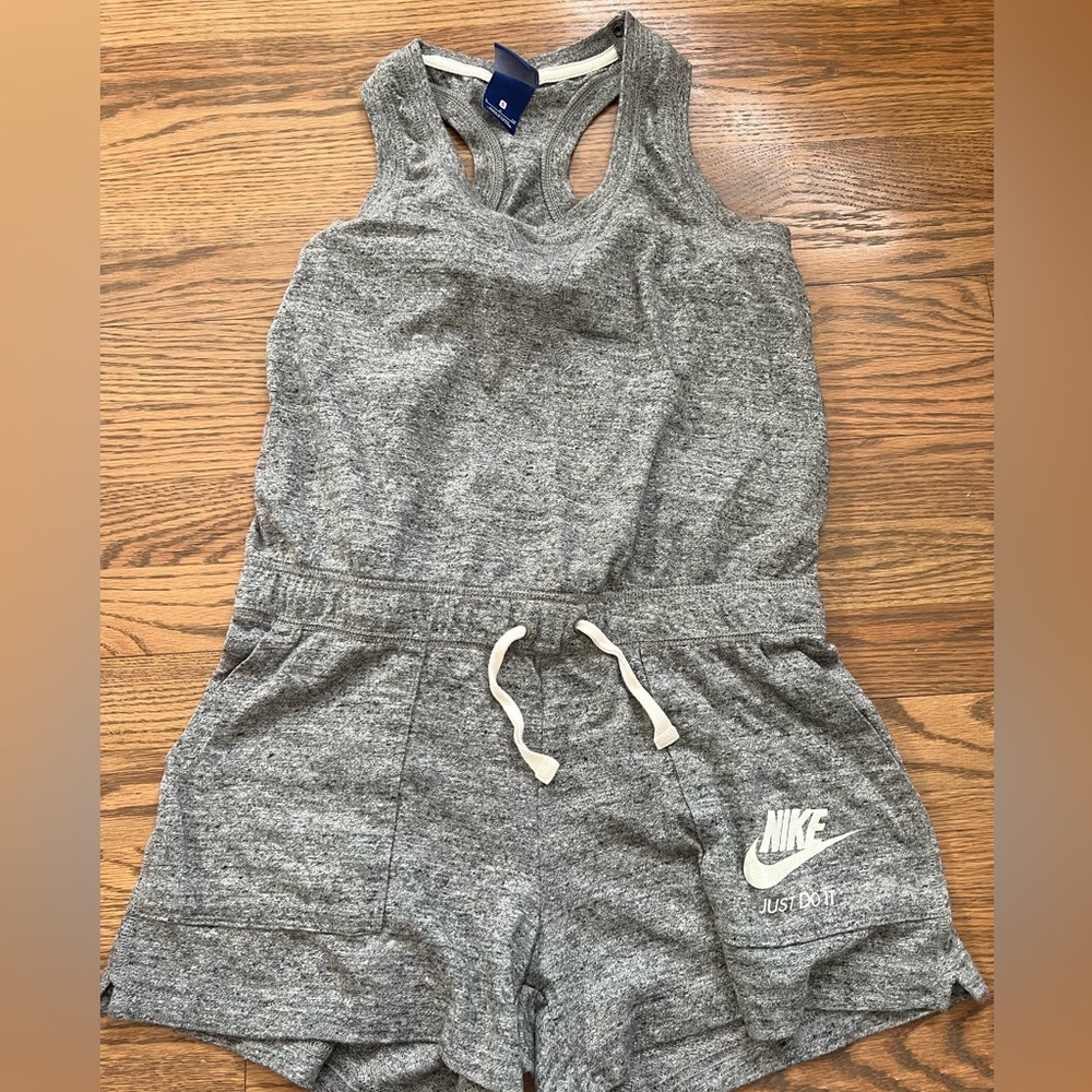 Nike romper